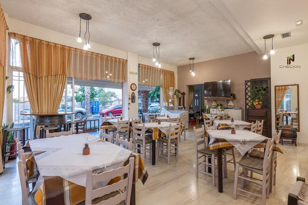 Apartahotel Galini 3*